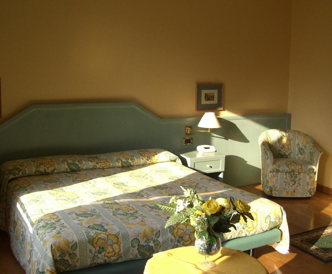 Albergo Maggio Exterior foto